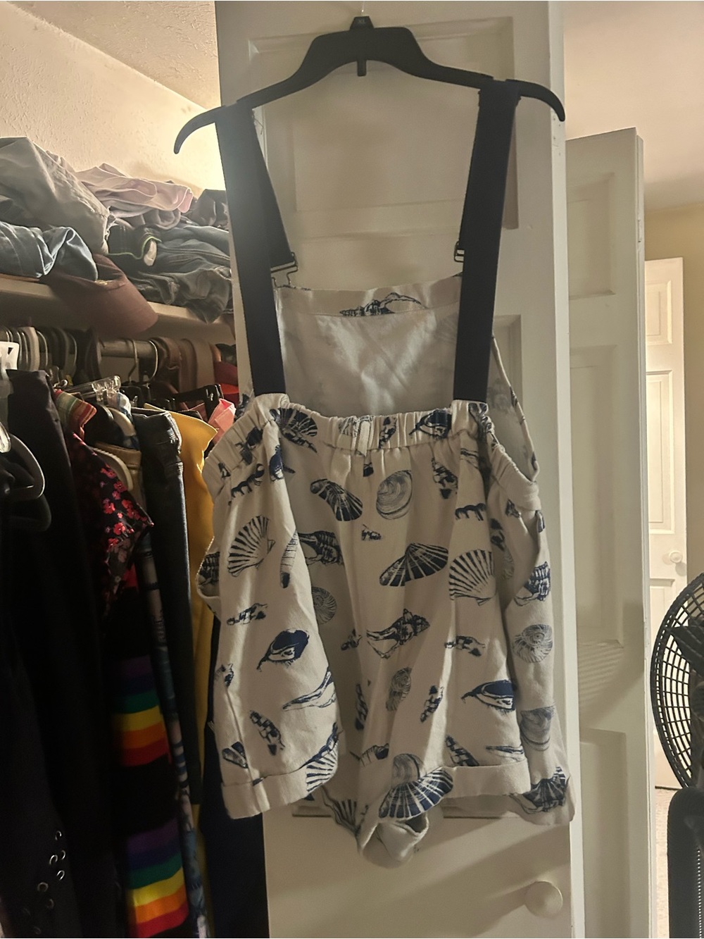 Women’s Cream Shell-Print Overall Shorts - Picture 7 of 8